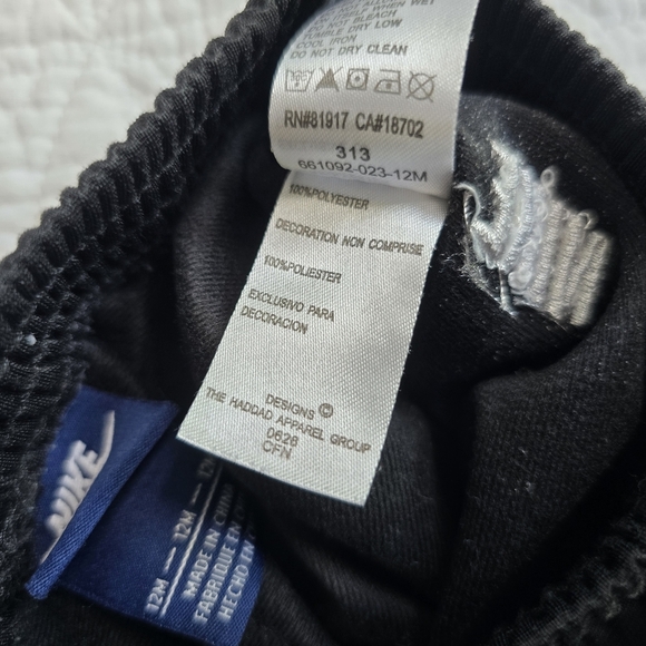 Nike 2-piece Tracksuit Pants Set Outfit Black Gray 12 Months - Picture 7 of 10